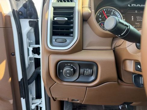 Used 2022 RAM 2500 Laramie image 23