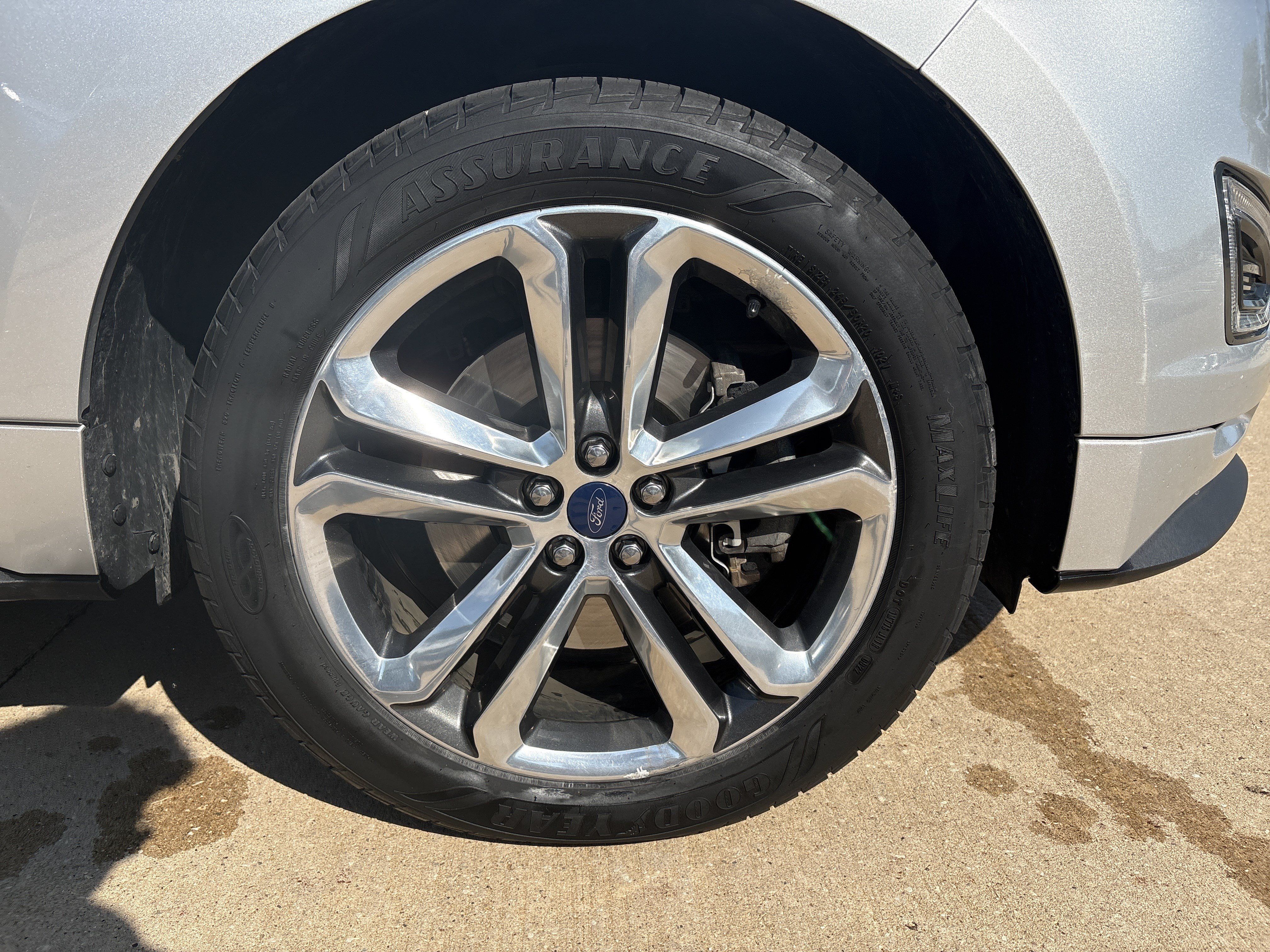 Used 2017 Ford Edge Sport w/ Technology Package AWD/4WD image 10