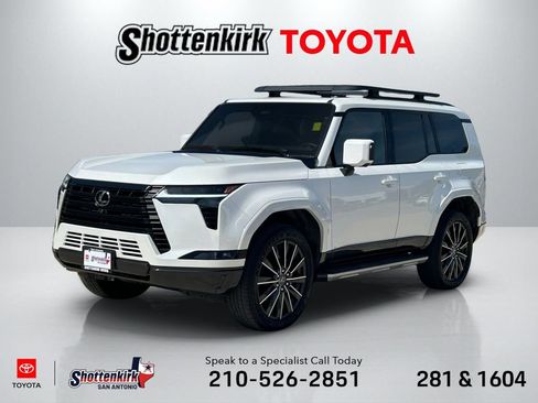 Used 2025 Lexus GX 550 AWD/4WD image 1