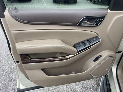 Used 2016 GMC Yukon XL SLT w/ Open Road Package image 19