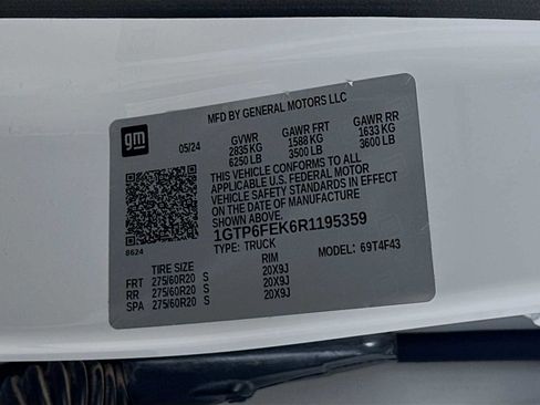 Used 2024 GMC Canyon Denali image 31