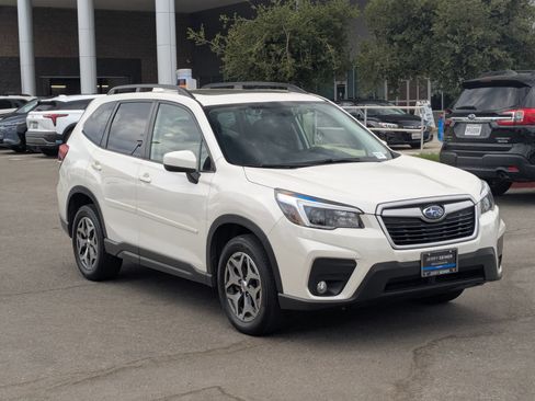 Used 2021 Subaru Forester Premium w/ Popular Package #1 AWD/4WD image 7