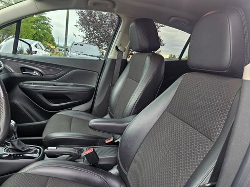 Used 2019 Buick Encore Preferred AWD/4WD image 24