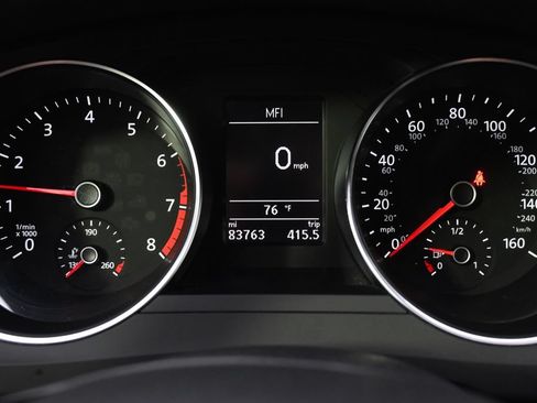 Used 2017 Volkswagen Jetta SE FWD image 24