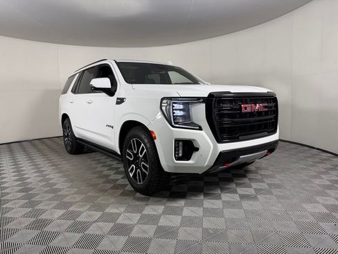 Used 2024 GMC Yukon AT4 w/ AT4 Premium Plus Package AWD/4WD image 6