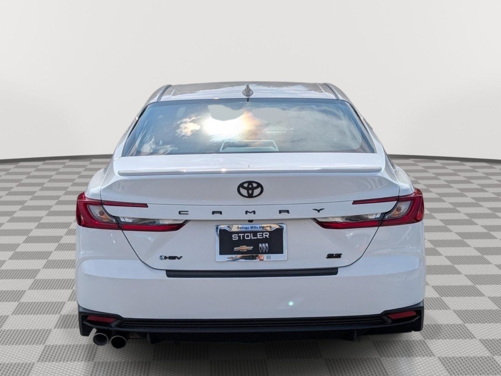 Used 2025 Toyota Camry SE w/ Convenience Package FWD image 4