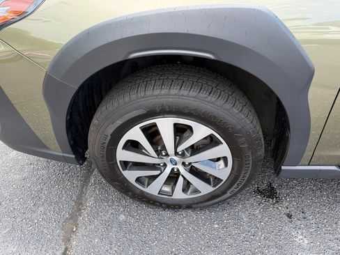 Used 2023 Subaru Outback Premium AWD/4WD image 8