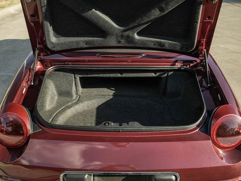 Used 2004 Ford Thunderbird RWD image 61