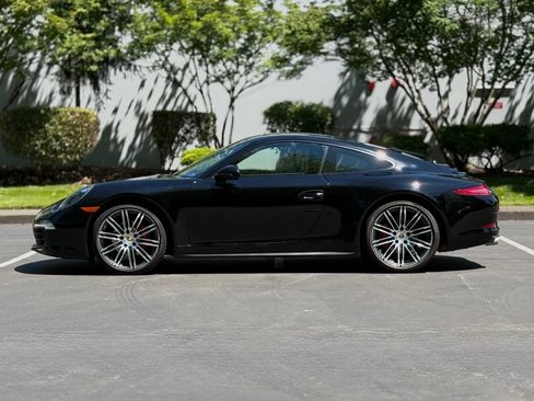Used 2016 Porsche 911 Carrera RWD image 7