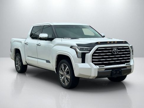 Used 2023 Toyota Tundra Capstone AWD/4WD image 3