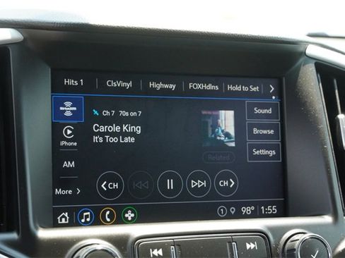 Used 2022 GMC Terrain SLT w/ LPO, Floor Liner Package image 23