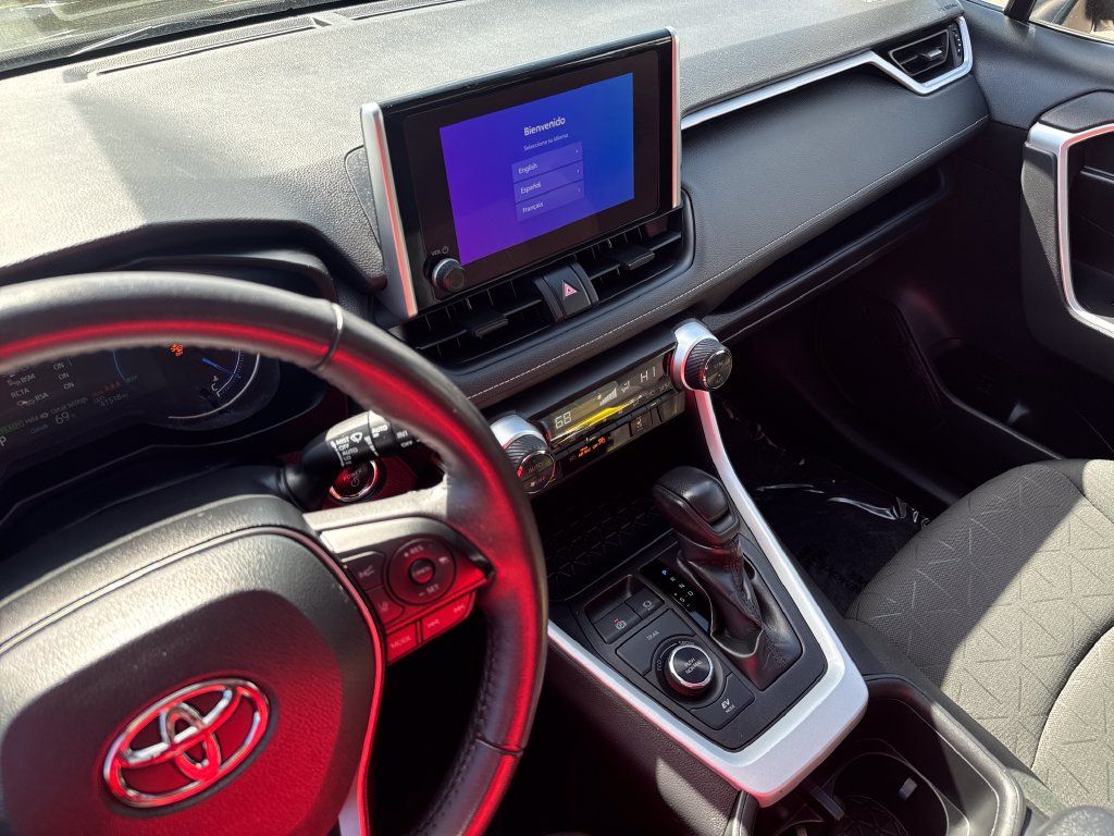 Used 2024 Toyota RAV4 XLE w/ Convenience Package AWD/4WD image 23