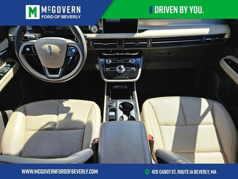 Used 2022 Lincoln Corsair AWD w/ Equipment Group 101A image 11