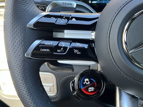 New 2026 Mercedes-Benz GLE 63 AMG S image 32