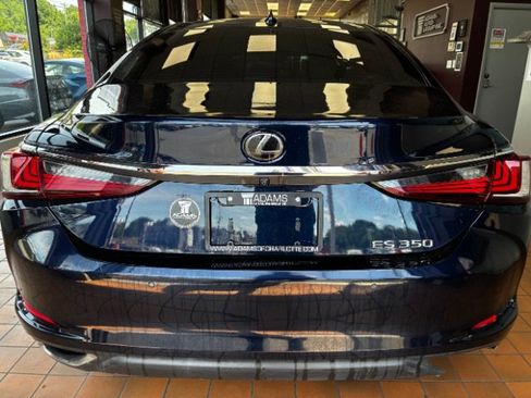 Used 2019 Lexus ES 350 w/ Premium Package FWD image 9