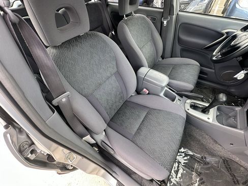 Used 2001 Toyota RAV4 2WD image 14