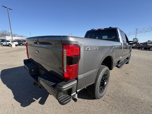 New 2026 Ford F350 XLT image 5