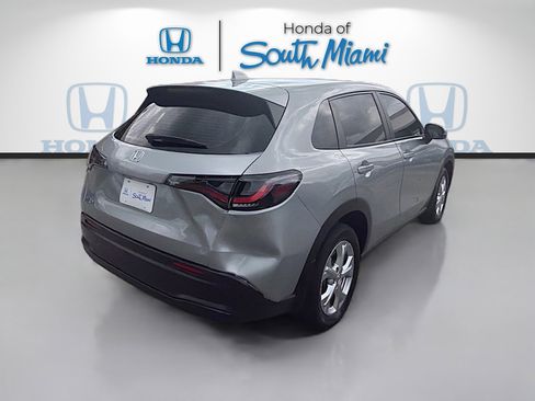 Used 2024 Honda HR-V LX image 7