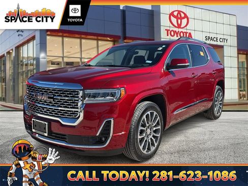 Used 2021 GMC Acadia Denali w/ Denali Technology Package image 1