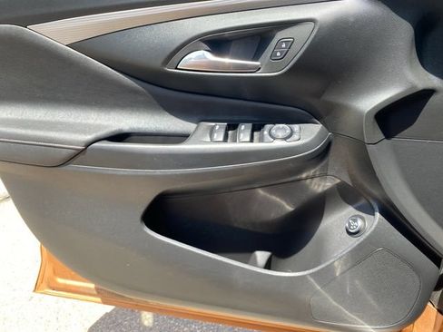 Used 2025 Buick Envista Avenir FWD image 13