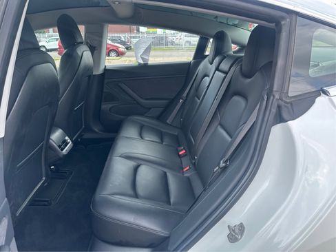 Used 2018 Tesla Model 3 Long Range image 11
