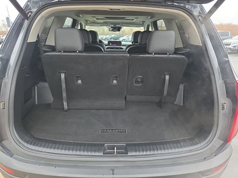 Used 2022 Kia Telluride EX w/ EX Premium Package image 16