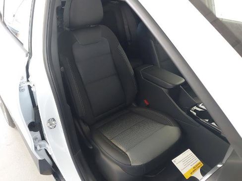 New 2026 Chevrolet Trax LT w/ LT Convenience Package image 28