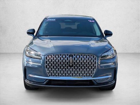 Used 2024 Lincoln Corsair FWD image 2