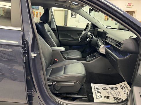 Used 2024 Hyundai Kona Limited image 14