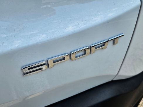 Used 2017 Jeep Renegade Sport w/ Power & Air Group image 28