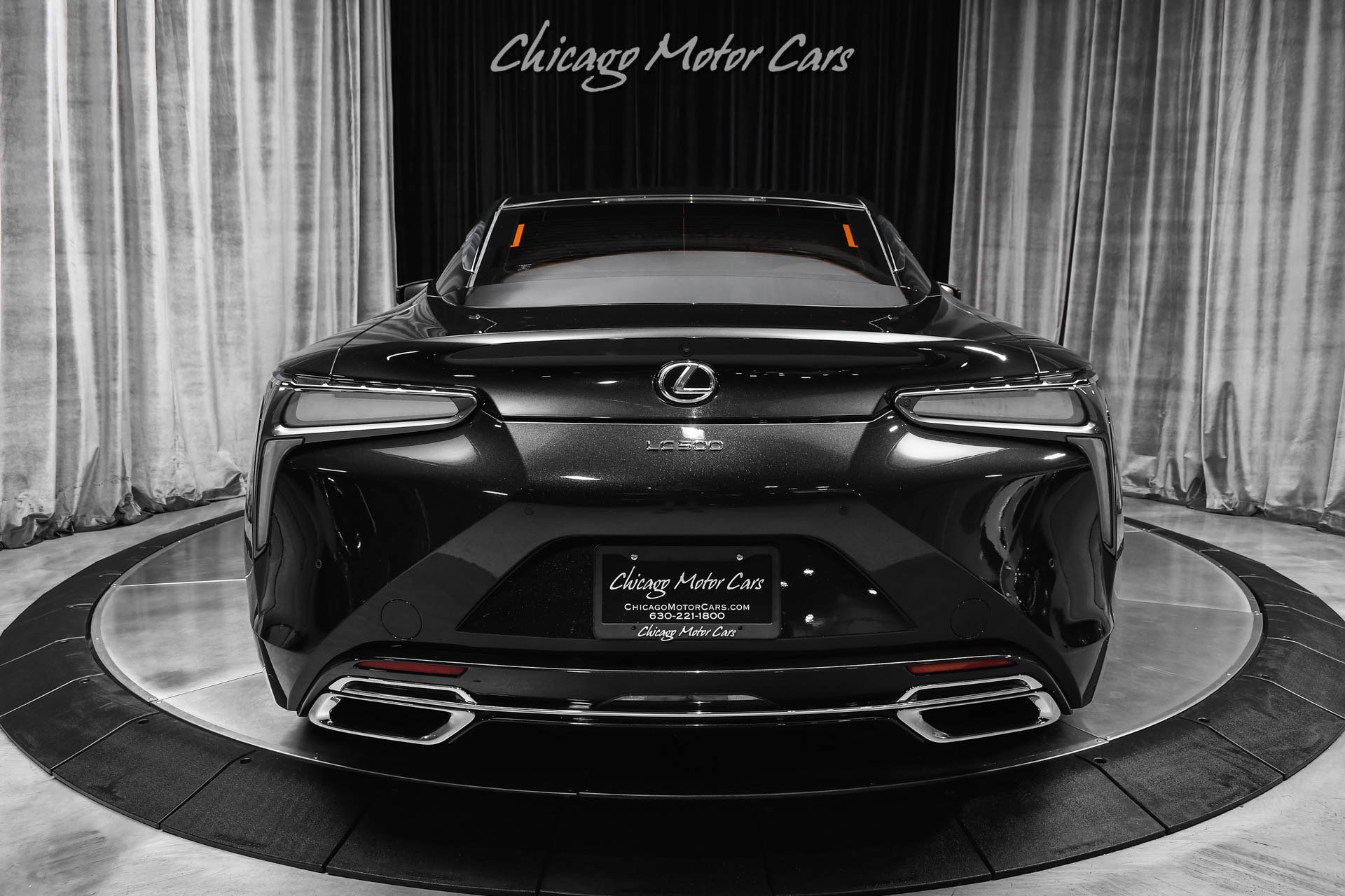 Used 2018 Lexus LC 500 Coupe w/ Touring Package RWD image 4