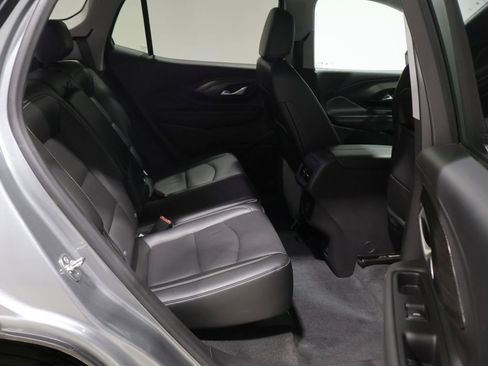 Used 2024 GMC Terrain SLT AWD/4WD image 22