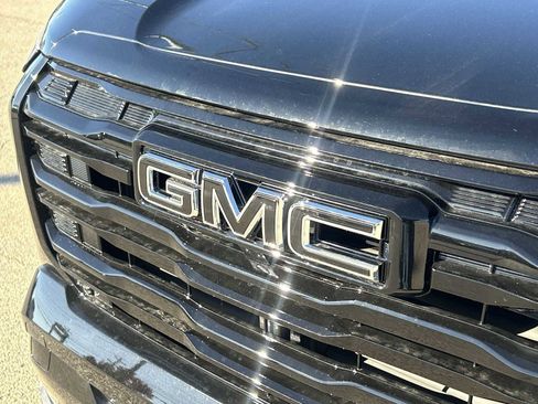 New 2026 GMC Terrain Elevation w/ Elevation Premium Package image 40