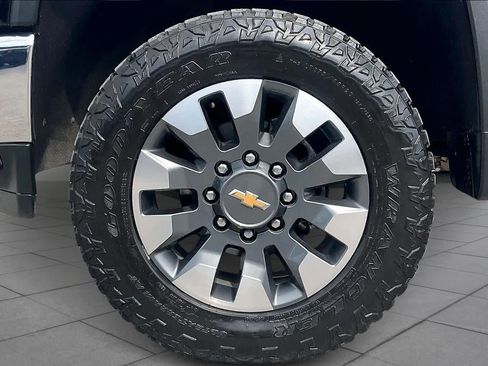 Used 2021 Chevrolet Silverado 2500 LT w/ All Star Edition image 11