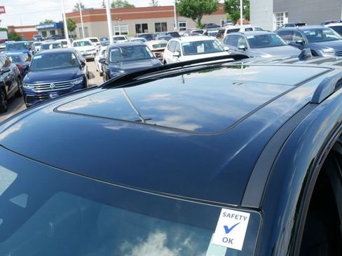 Used 2025 Chevrolet Traverse Z71 w/ Driver Confidence Package AWD/4WD image 11