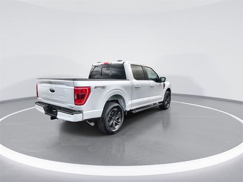 Used 2022 Ford F150 XLT w/ Equipment Group 302A High image 8