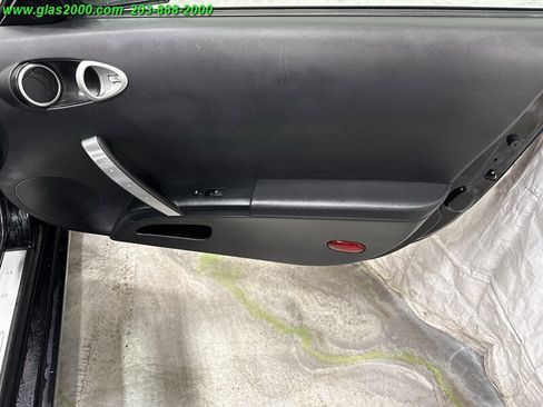 Used 2004 Nissan 350Z Touring image 23