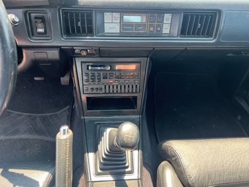 Used 1987 Chrysler Conquest image 16