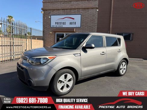 Used 2016 Kia Soul FWD image 4
