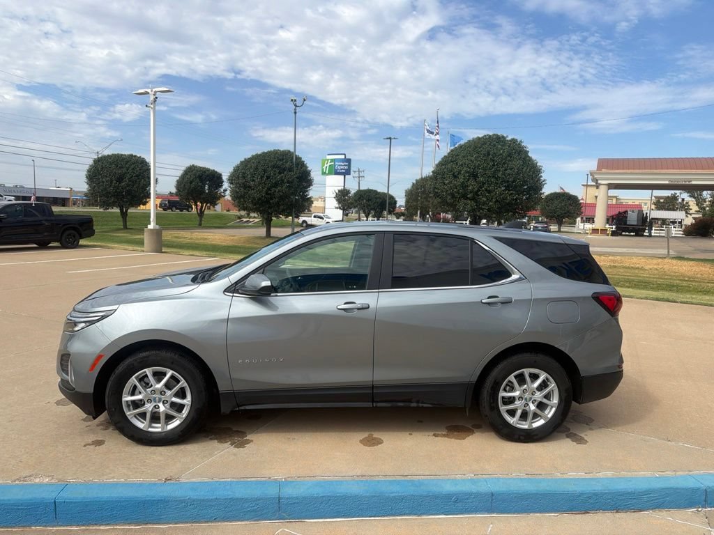 Used 2023 Chevrolet Equinox LT FWD image 8