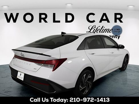 New 2025 Hyundai Elantra Blue image 8