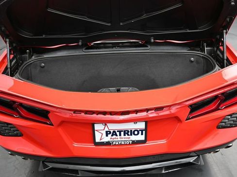 Used 2020 Chevrolet Corvette Stingray Preferred Conv w/ 2LT Preferred Equipment Group image 18