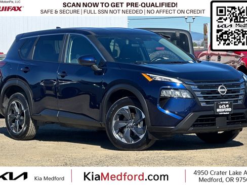 Used 2025 Nissan Rogue SV AWD/4WD image 1