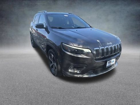 Used 2019 Jeep Cherokee Limited AWD/4WD image 8