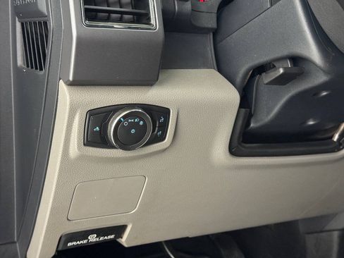 Used 2022 Ford F250 XLT AWD/4WD image 41