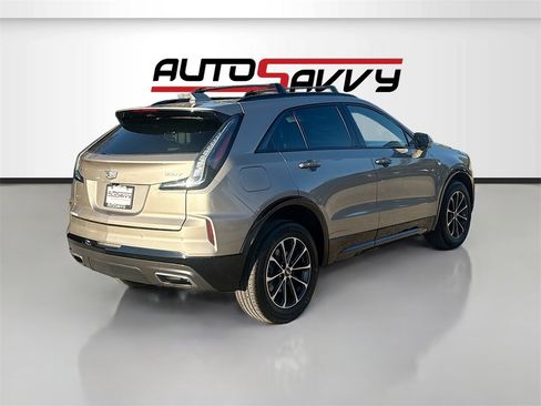 Used 2024 Cadillac XT4 Sport image 7