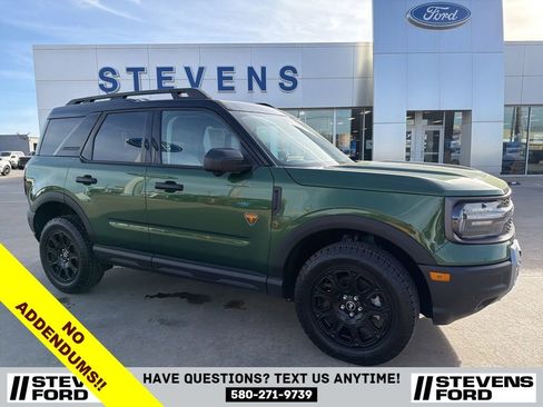 Used 2025 Ford Bronco Sport Badlands image 1