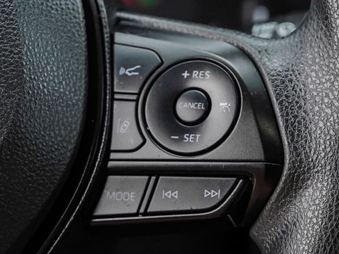 Used 2024 Toyota RAV4 XLE image 34