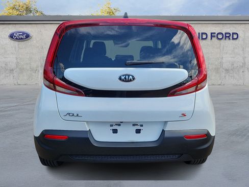 Used 2020 Kia Soul S FWD image 5