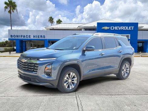 Used 2026 Chevrolet Equinox LT w/ Convenience Package II AWD/4WD image 2